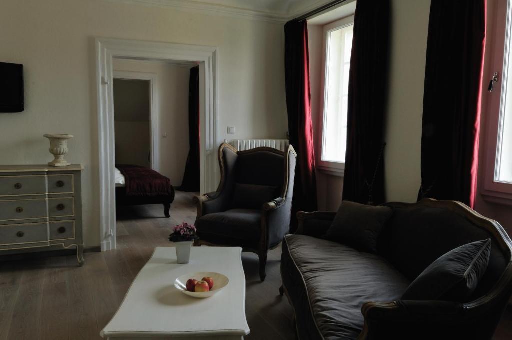 Karolingerhof Hotel Kröv Buitenkant foto